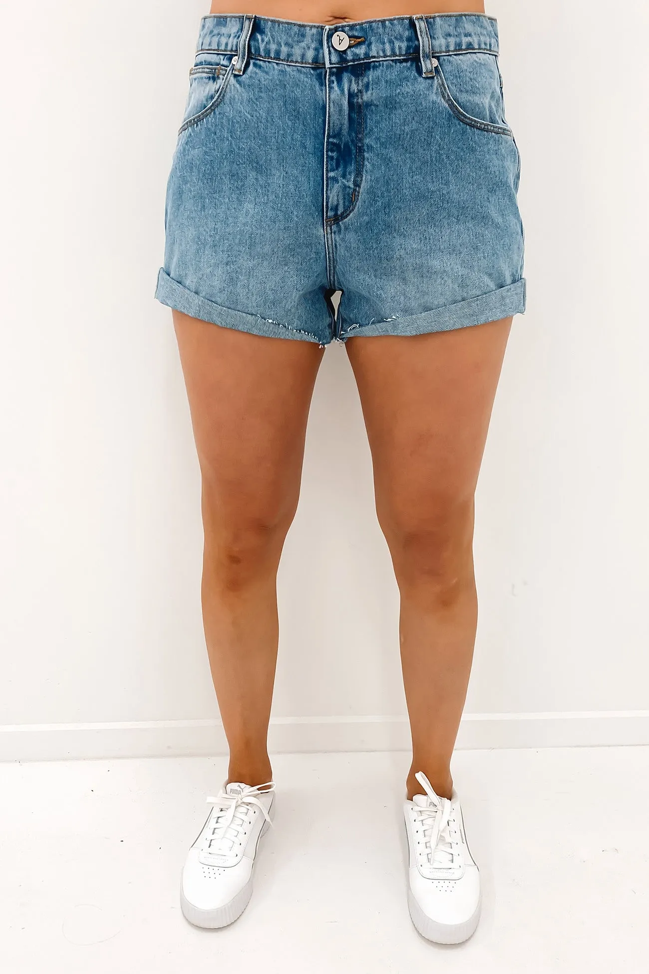A Slouch Short Georgia