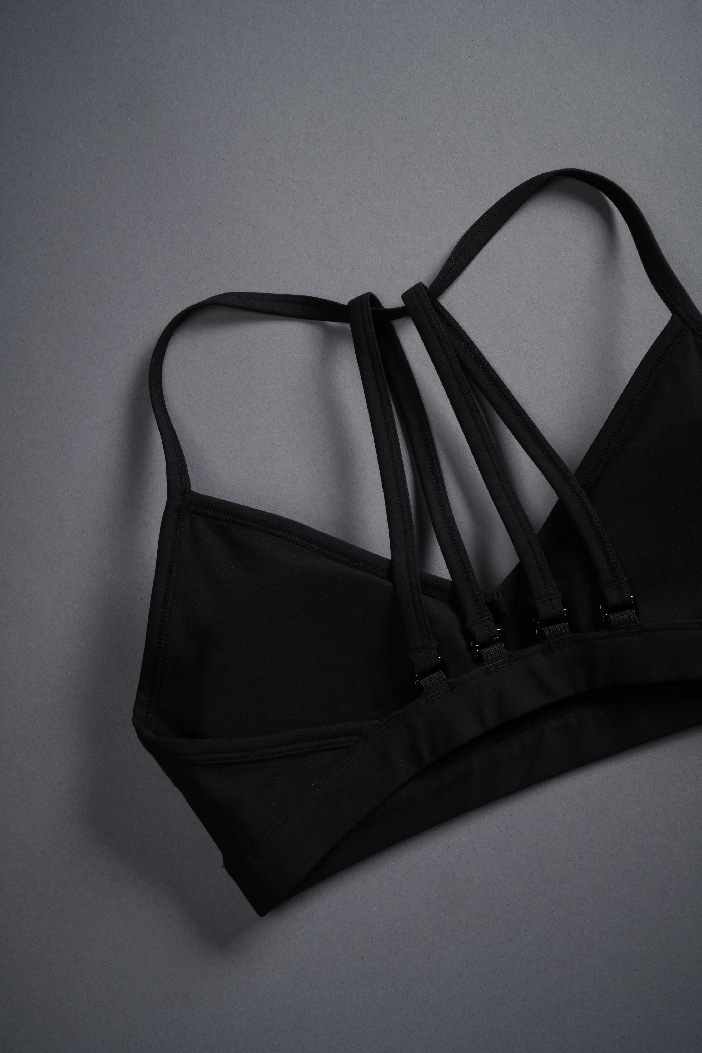 Chopper V2 "Alexa" Energy Bra in Black