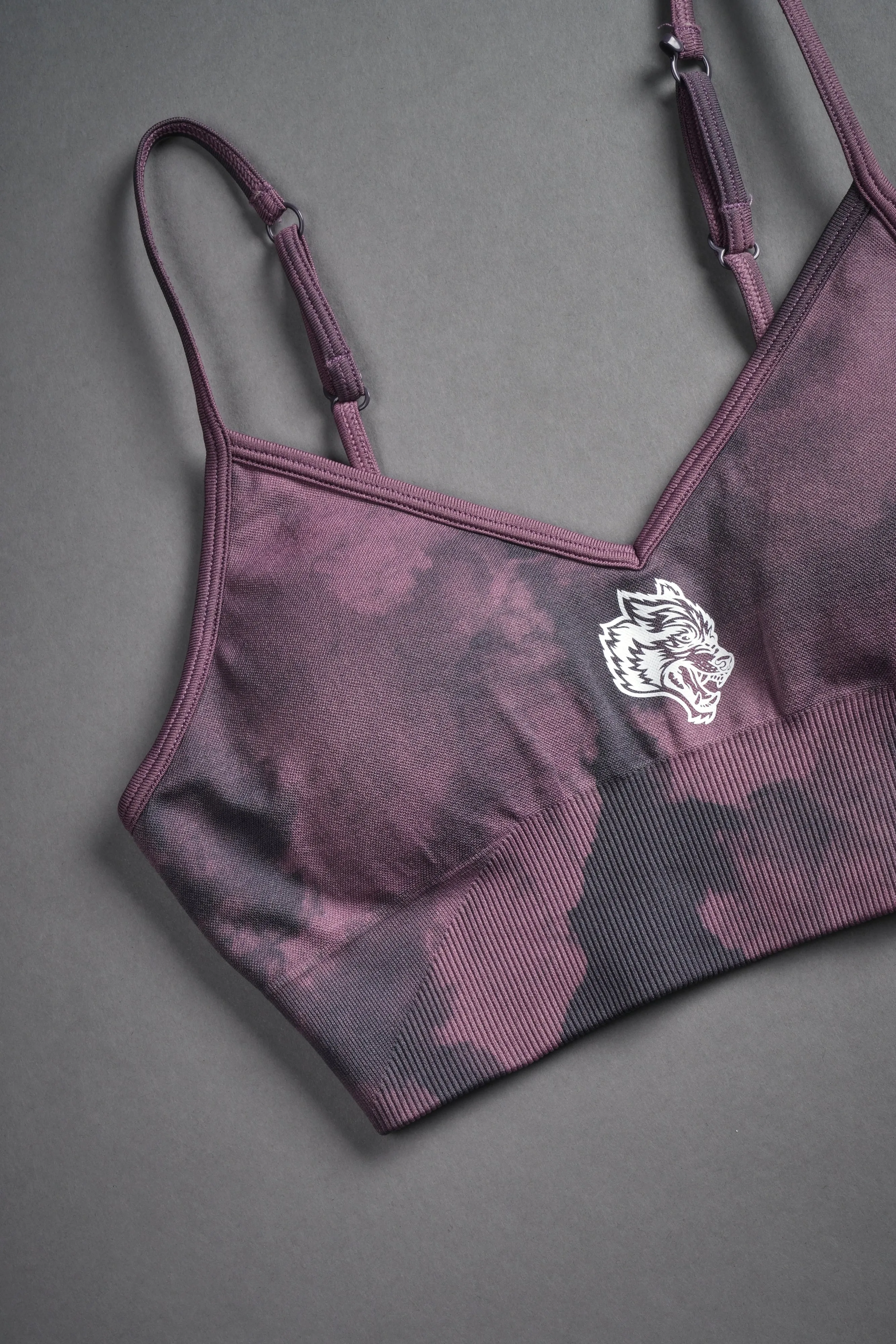 Conquer "Everson Seamless" Sports Bra in Cipher Purple Big Ghost Cloud
