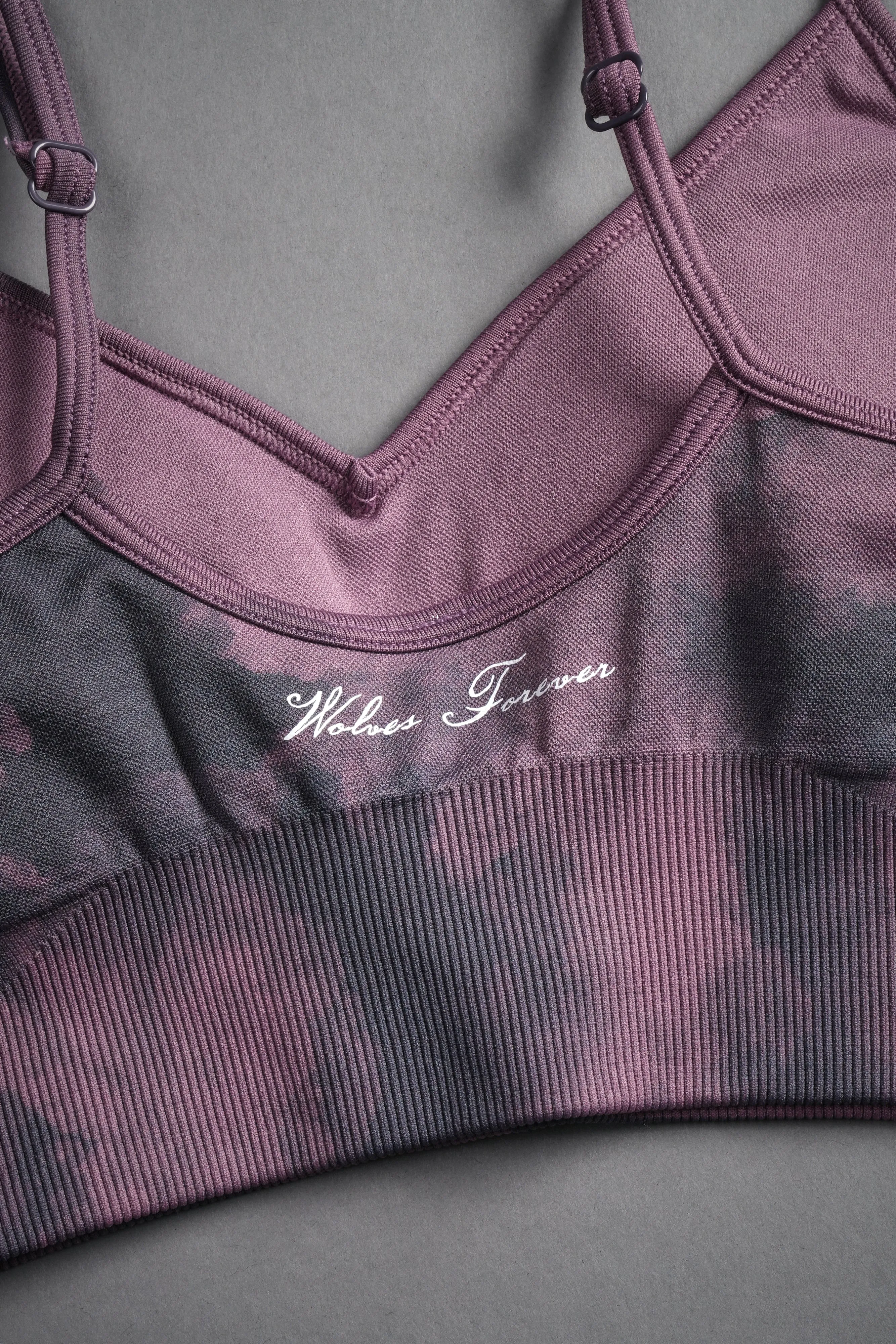 Conquer "Everson Seamless" Sports Bra in Cipher Purple Big Ghost Cloud