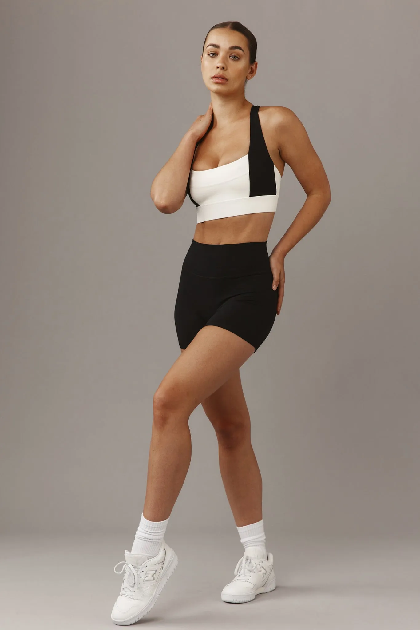 Elysian Short 4.5" - Black