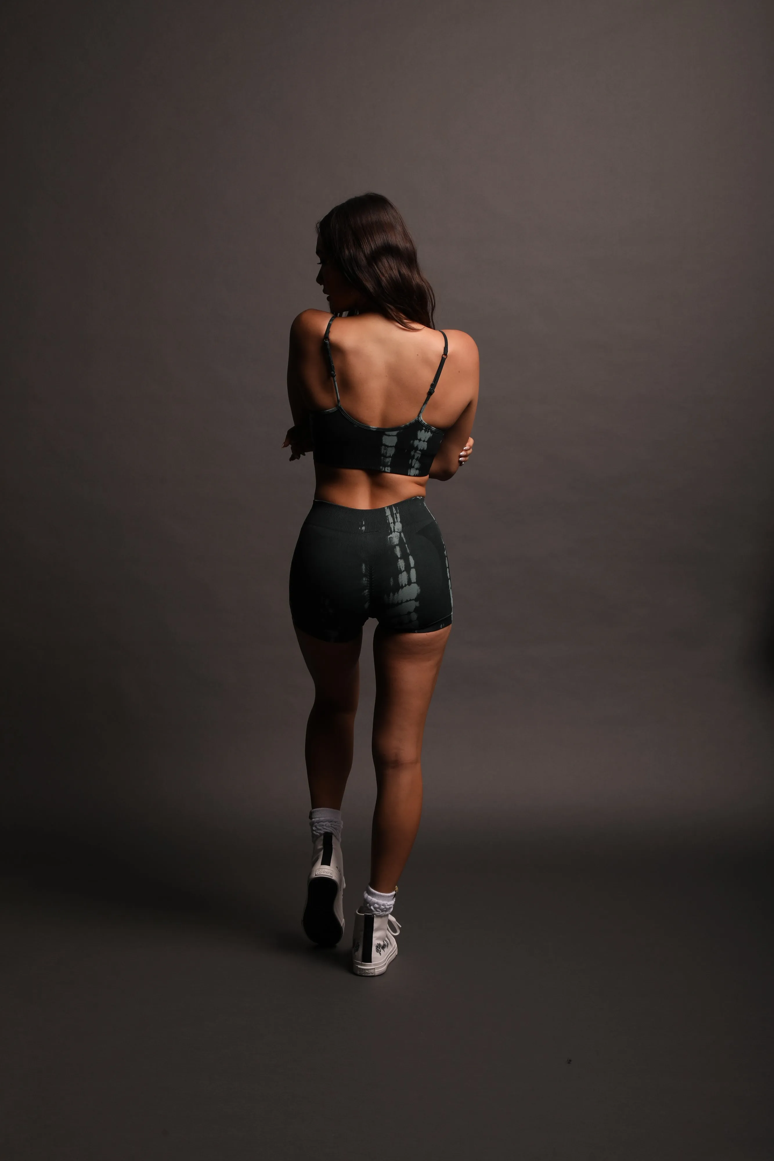 Lone "Everson Seamless" Sports Bra in Jade Green Serpent