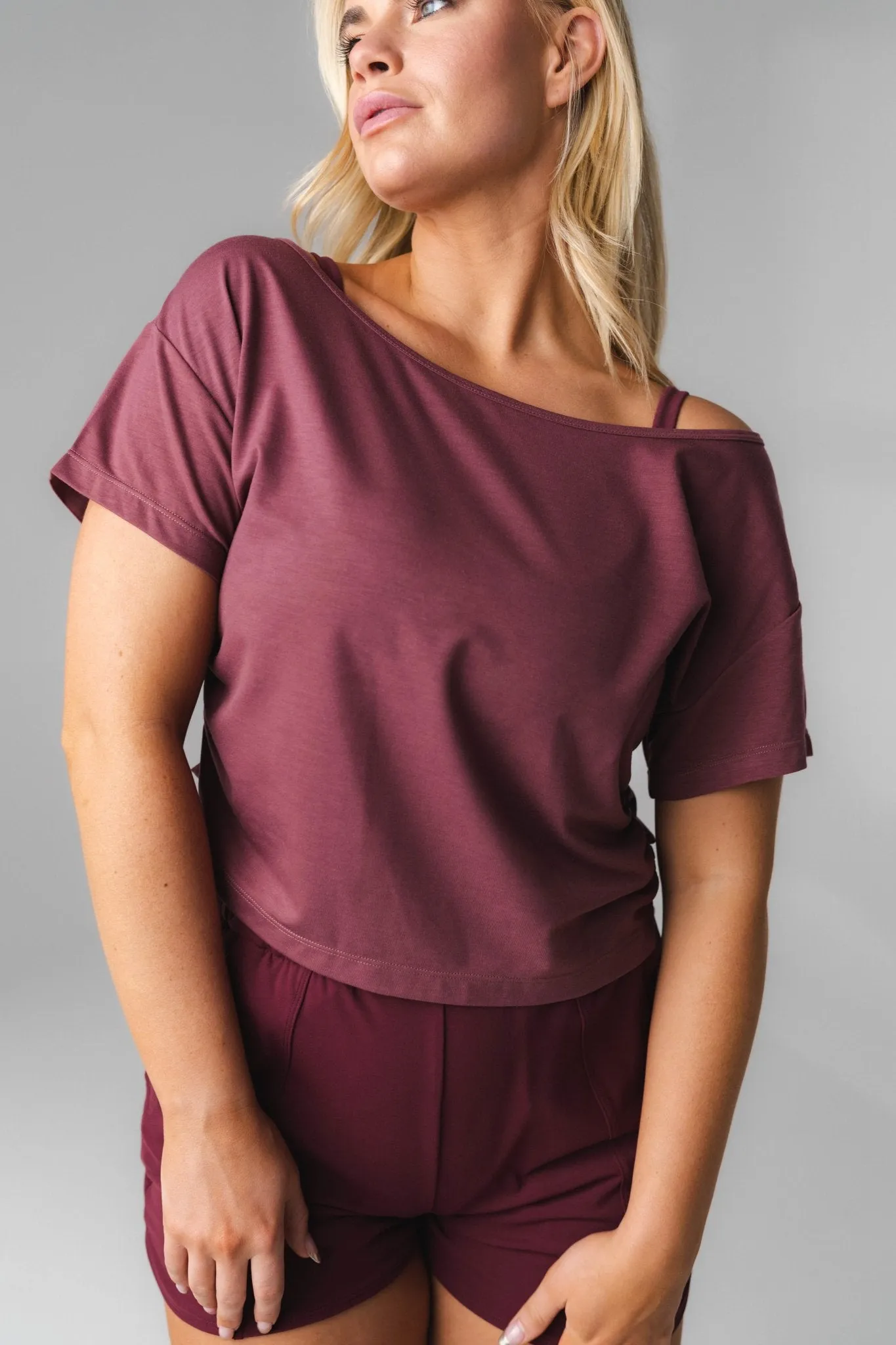 Vitality Versa Slouch Tee - Mauve