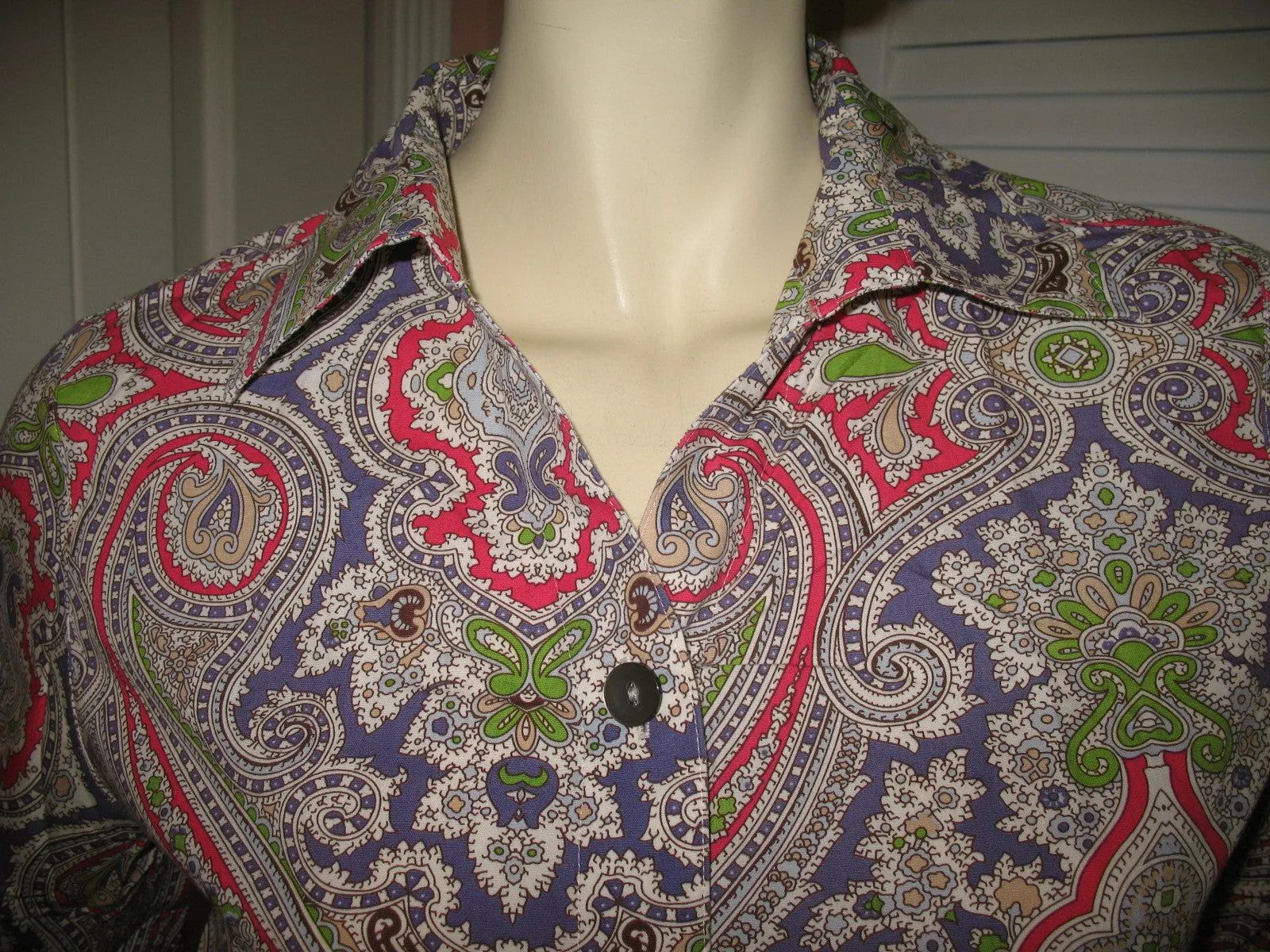 Womens Tops Multi Color Colored PINK PURPLE WHITE GREEN Paisley Print 3/4 Sleeve Button Down Shirt TOP 6 Small