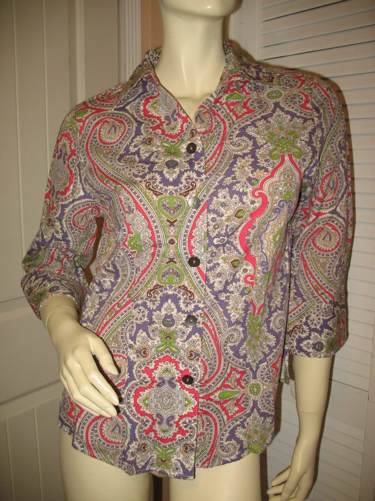 Womens Tops Multi Color Colored PINK PURPLE WHITE GREEN Paisley Print 3/4 Sleeve Button Down Shirt TOP 6 Small