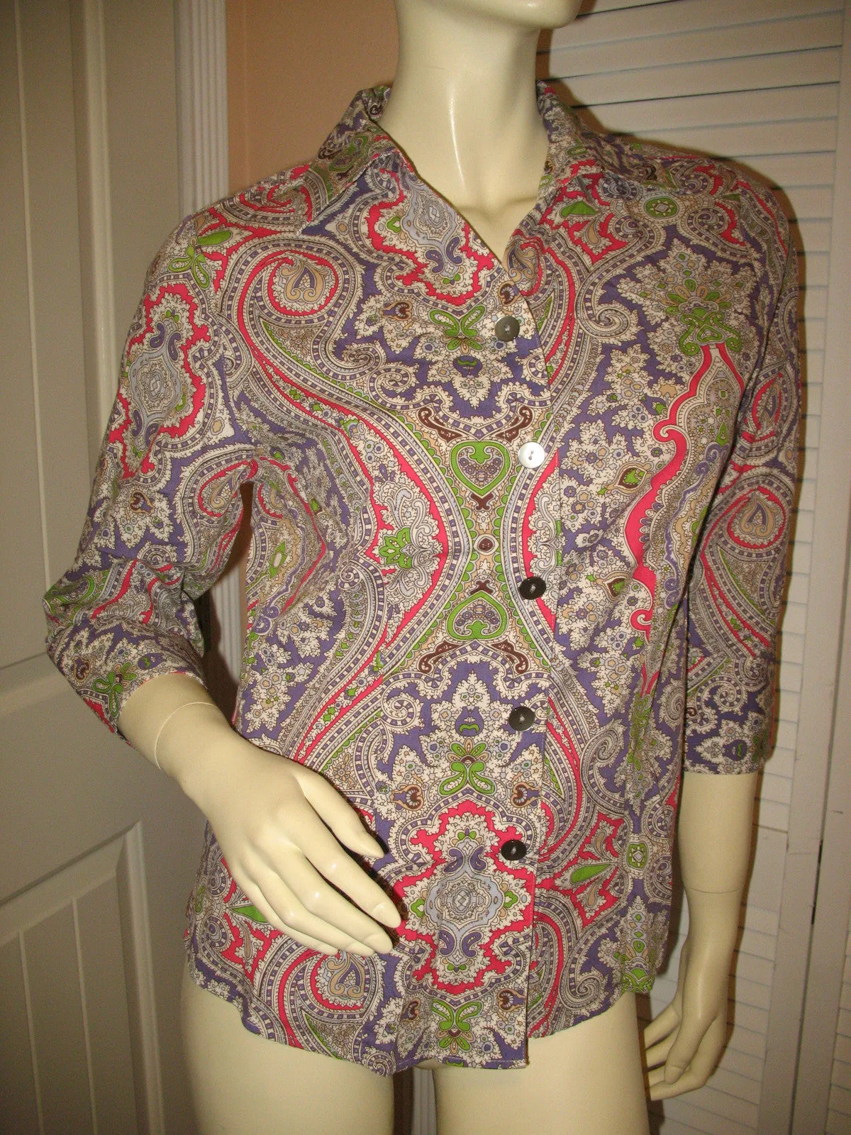 Womens Tops Multi Color Colored PINK PURPLE WHITE GREEN Paisley Print 3/4 Sleeve Button Down Shirt TOP 6 Small