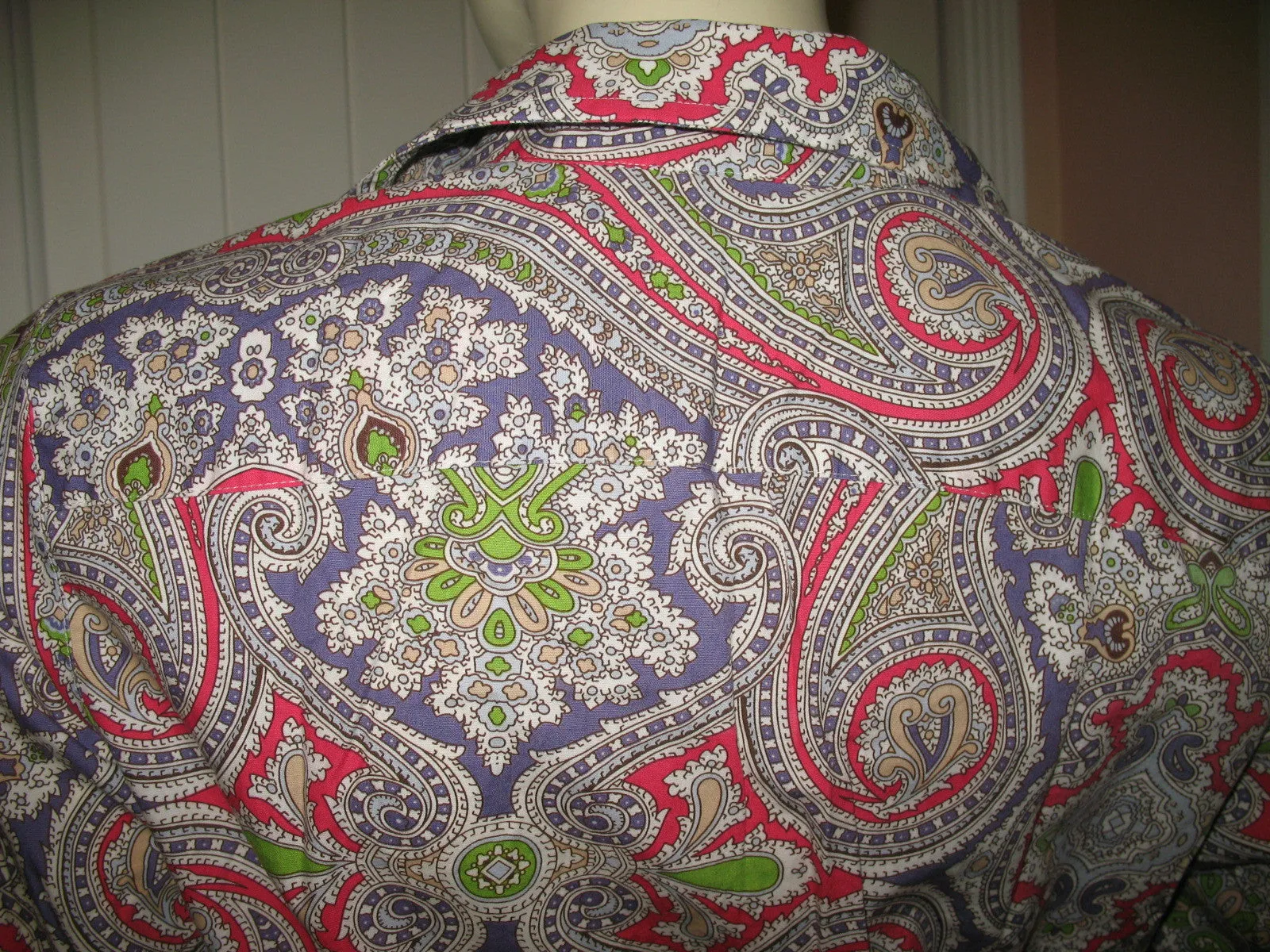 Womens Tops Multi Color Colored PINK PURPLE WHITE GREEN Paisley Print 3/4 Sleeve Button Down Shirt TOP 6 Small
