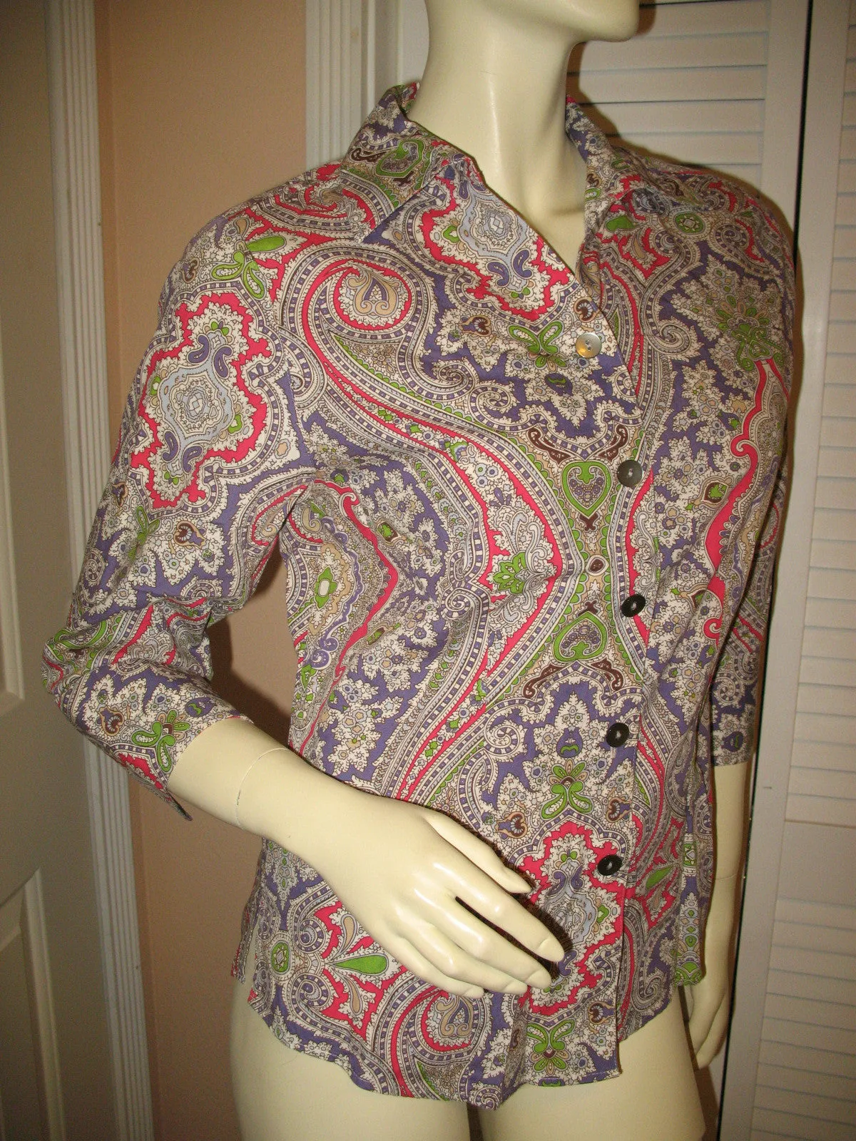 Womens Tops Multi Color Colored PINK PURPLE WHITE GREEN Paisley Print 3/4 Sleeve Button Down Shirt TOP 6 Small